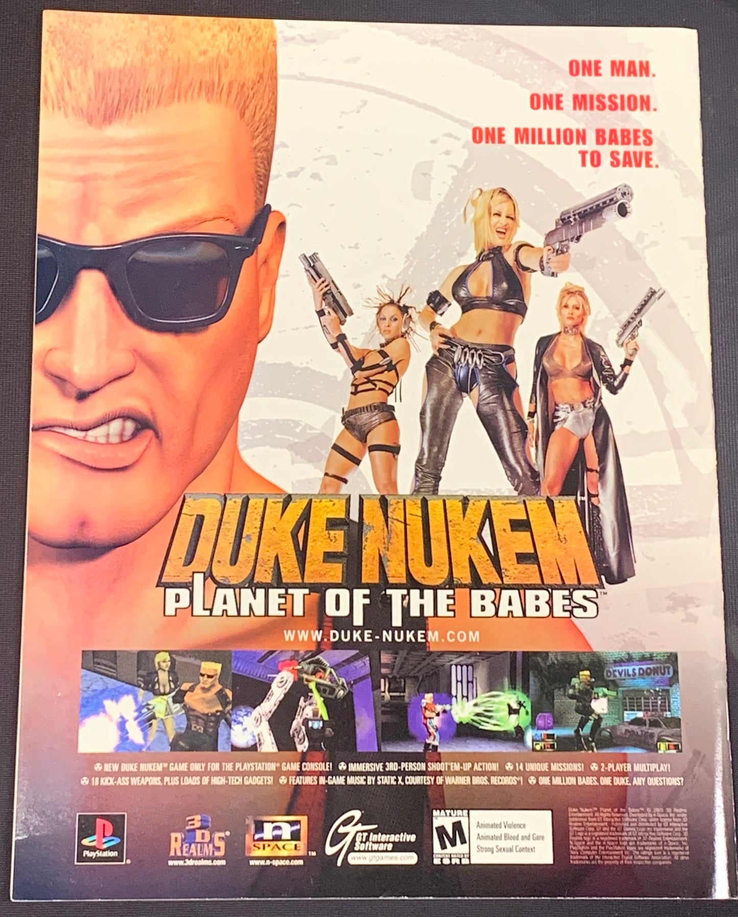 WWE RAW Magazine June 2000 Stone Cold Steve Austin (Double Sided Poster of Ivory)