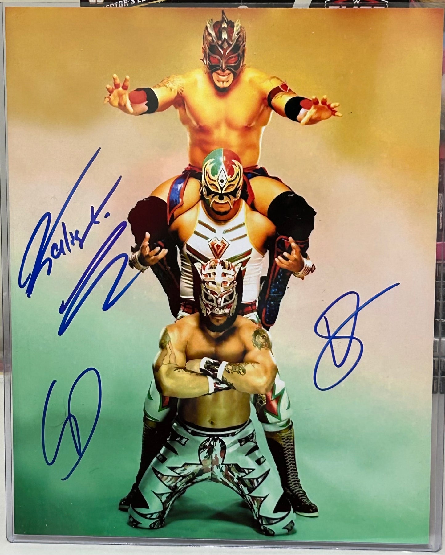 Lucha House Party (Kalisto, Lince Dorado & Gran Metalik) Triple Signed Photo COA