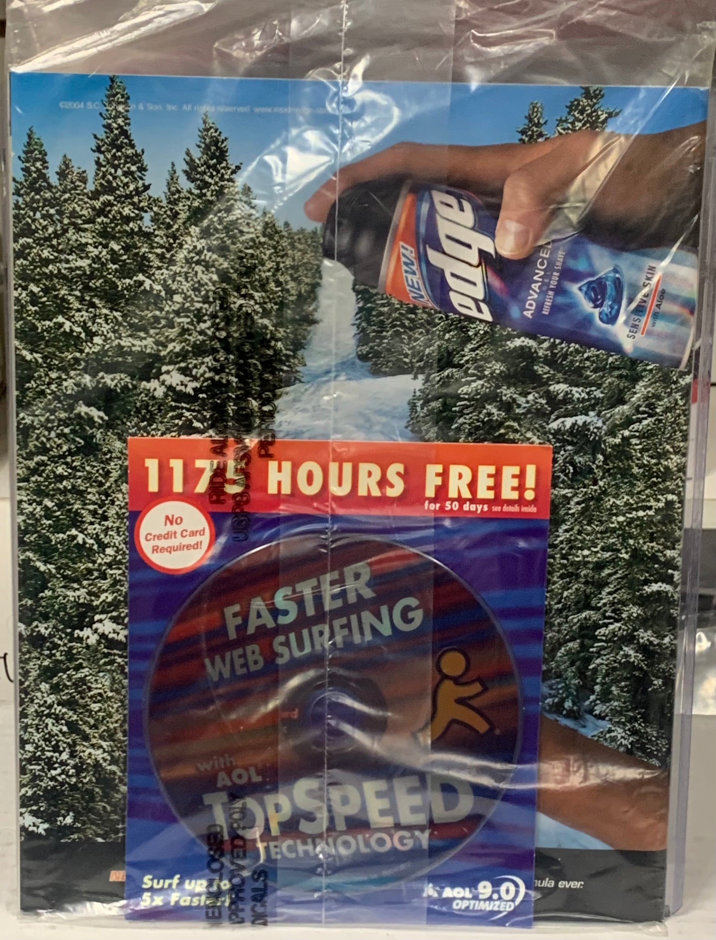 WWE Smackdown Magazine (Sealed) Jan 2005 (Undertaker, Guerrero, Mysterio)