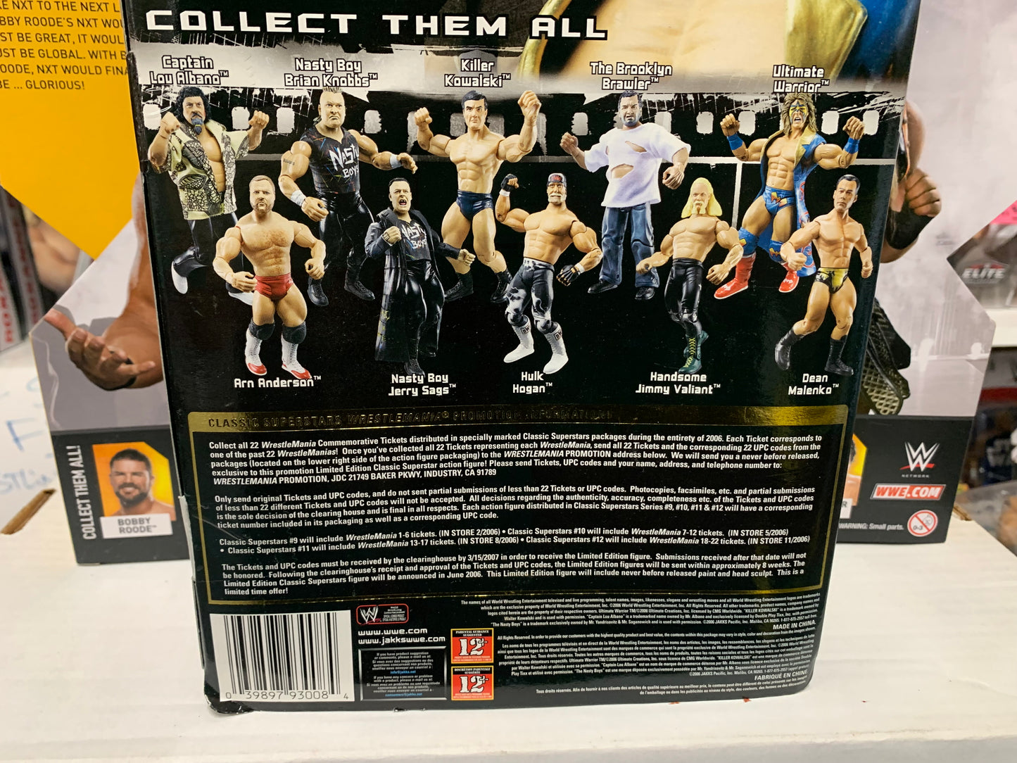 Ultimate Warrior WWF WWE Classic Superstars Action Figure Series 12