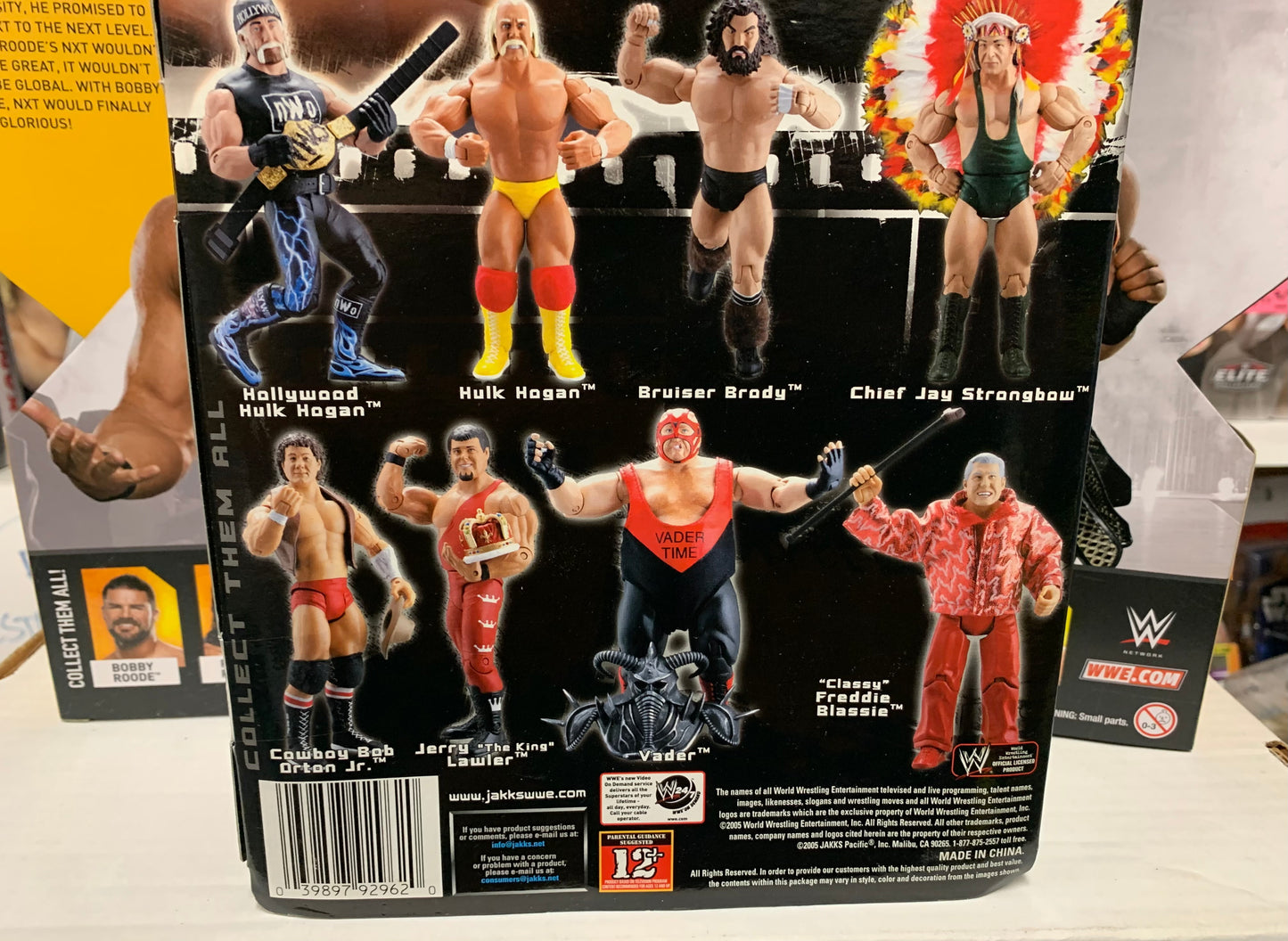 Hulk Hogan WWF WWE Jakks Classic Superstars Action Figure w.Championship Belt