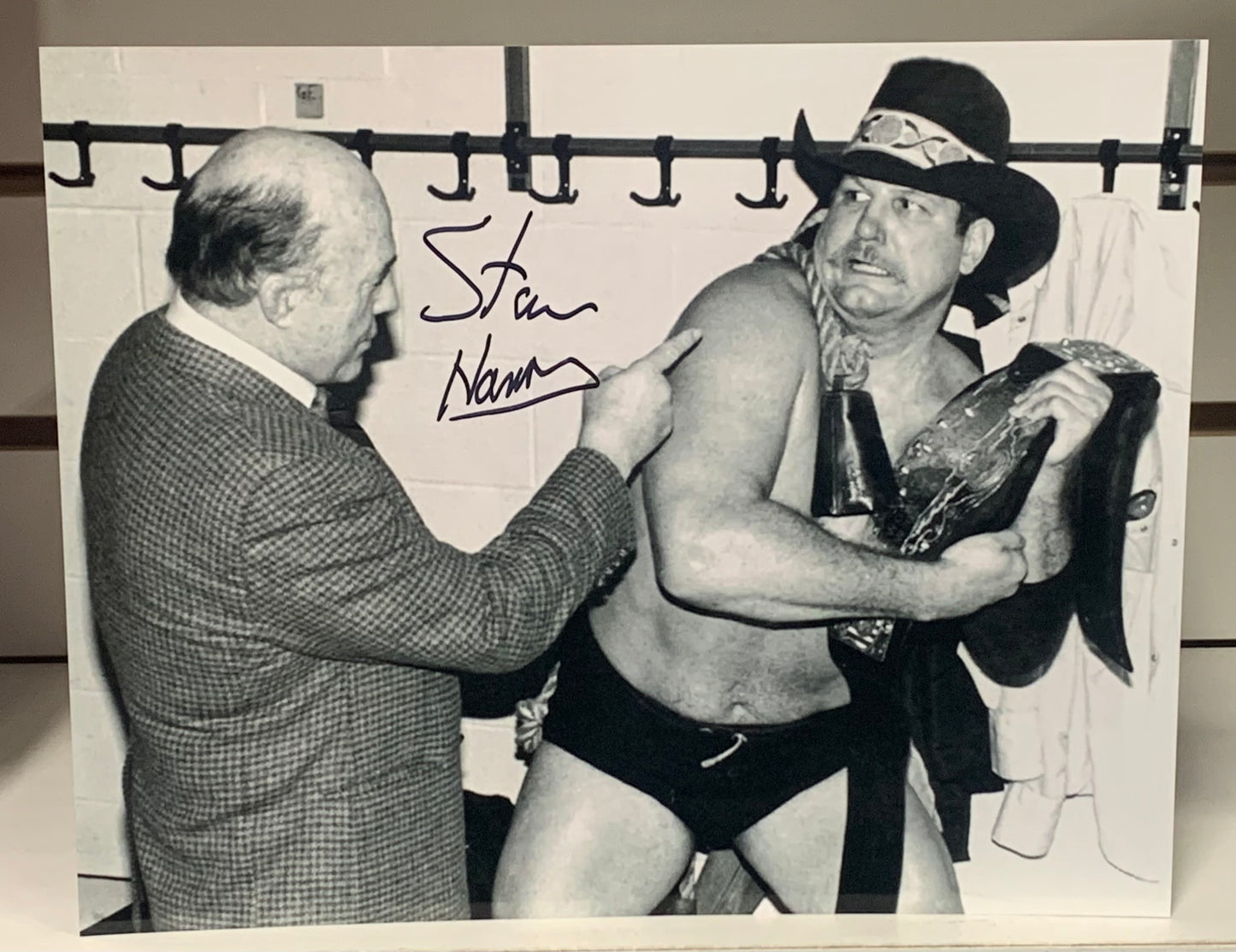 Stan Hansen Signed 8x10 Color Photo (Comes w/COA)