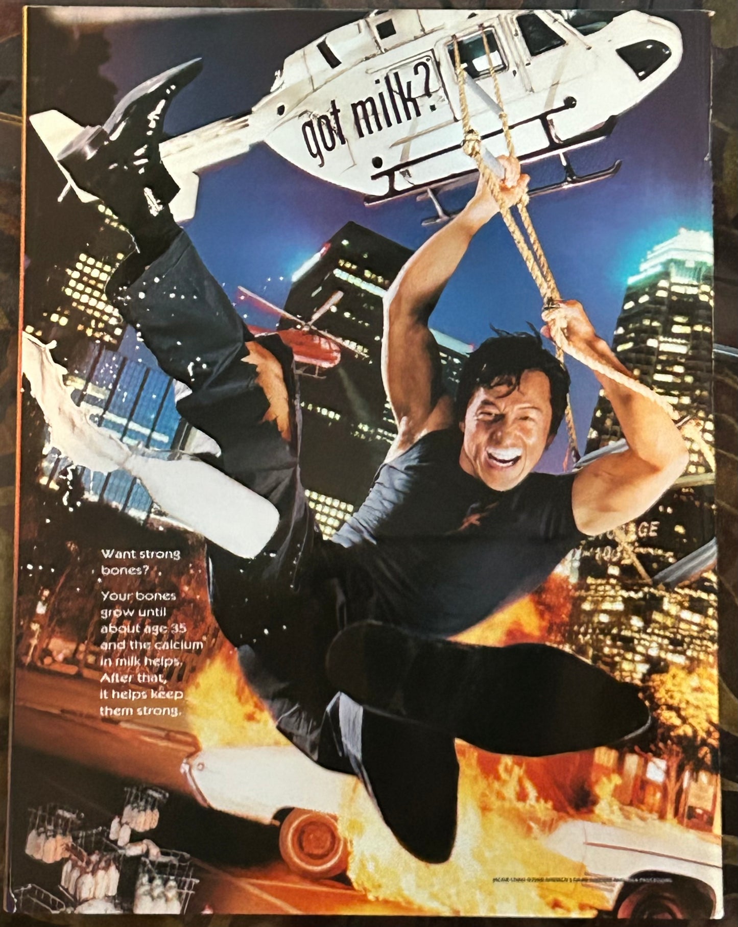 * WWE Magazine November 2000 (RED HOT Double Sided Poster of Stephanie McMahon)