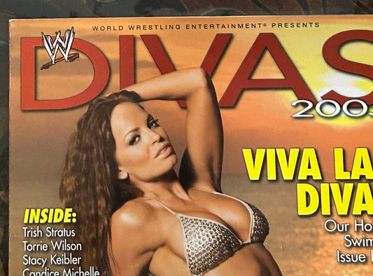 * WWE Divas 2005 “Viva Las Divas” Magazine (Amazing Photos)