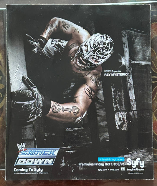 * WWE Magazine “Superstar Yearbook, Official Roster 2010” (Special Collector’s Edition)