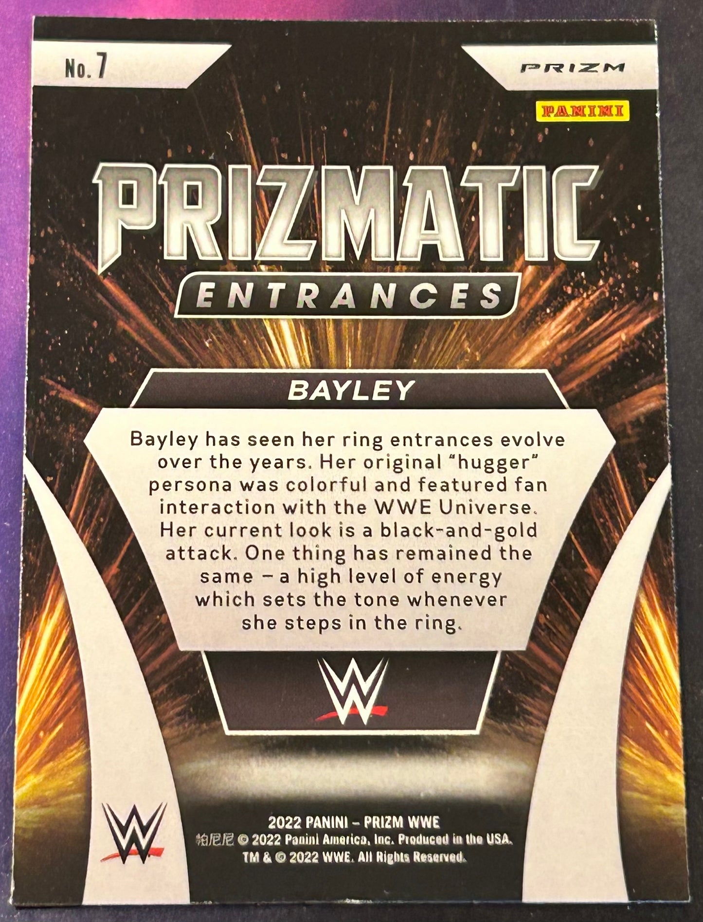 * Bayley 2022 WWE Panini Prizm “Prizmatic Entrances” Green Parallel Insert REFRACTOR Card