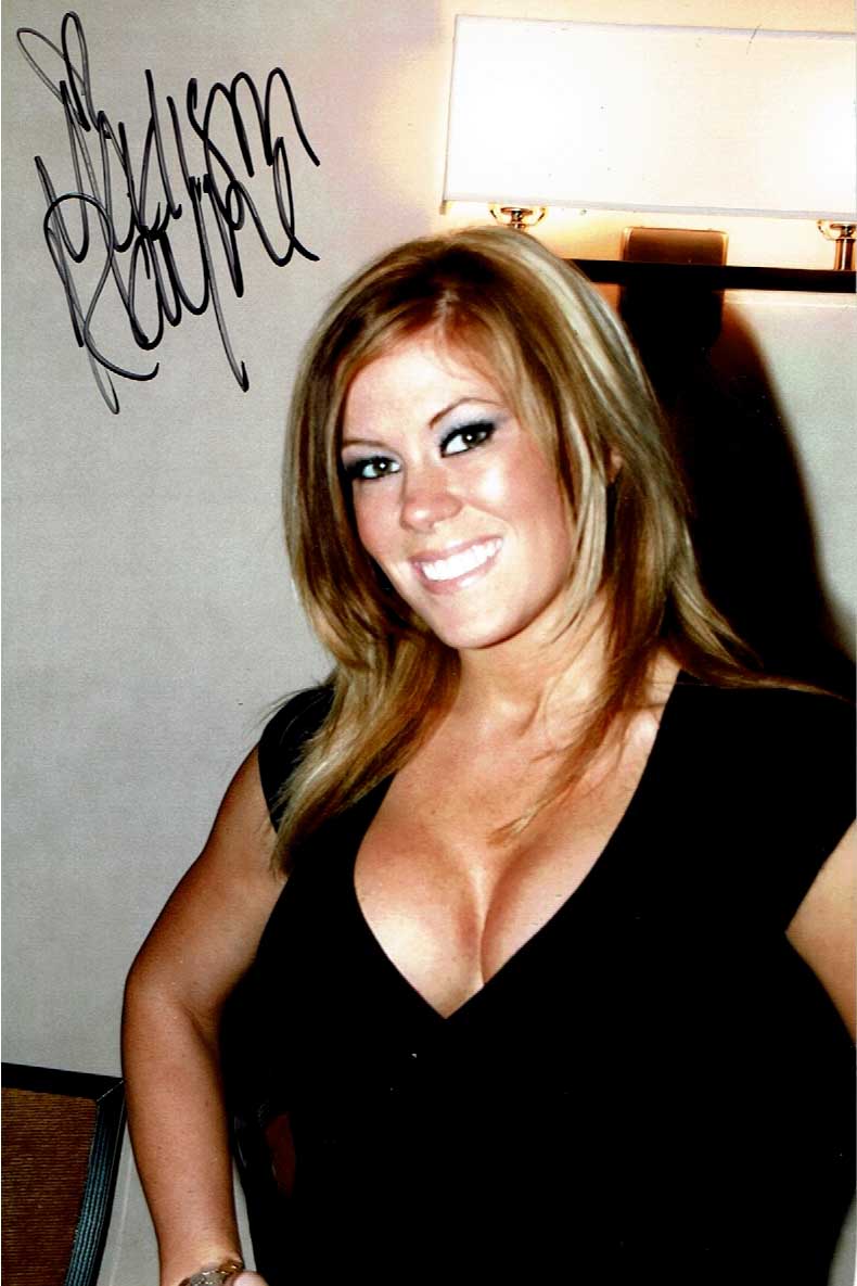 Madison Rayne Pose 2 Signed Candid (4x6 Size) Photo COA