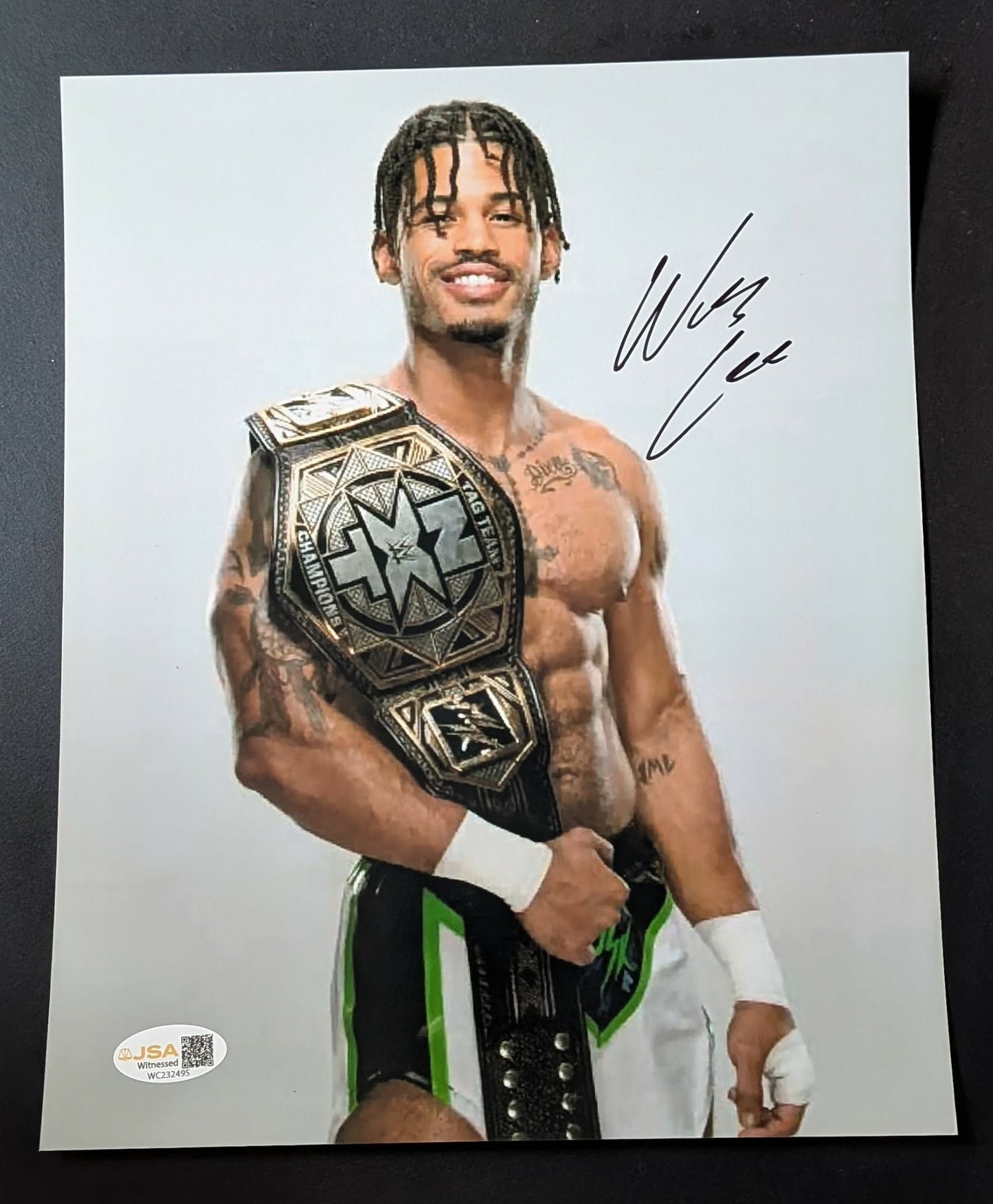 Wes Lee Signed Photo JSA COA