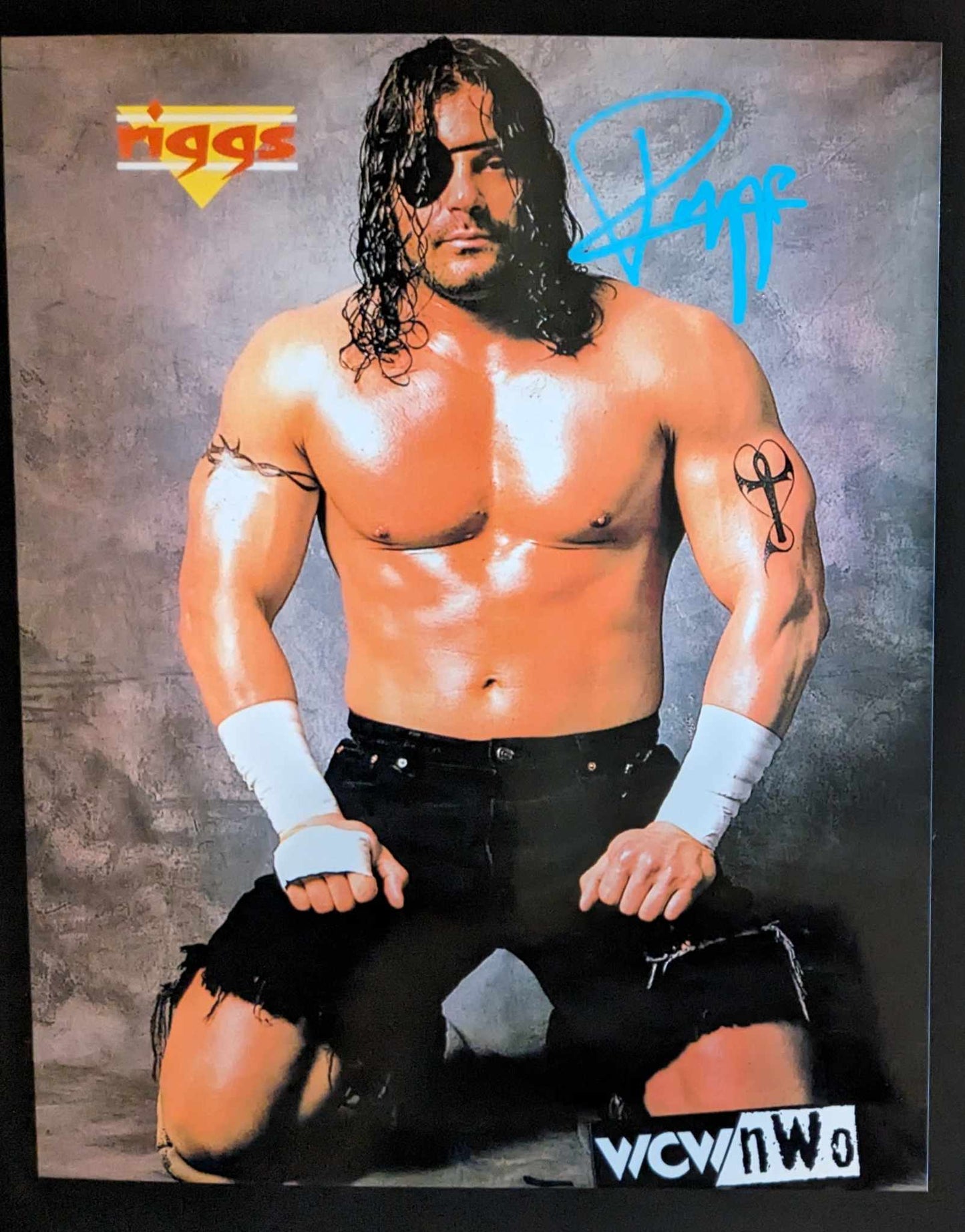 Scotty Riggs Pose 1 Signed Photo COA