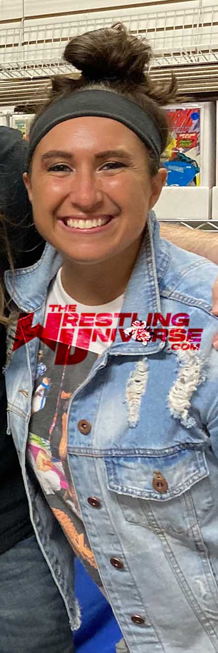 Rachael Ellering Pose 2 Signed Photo COA