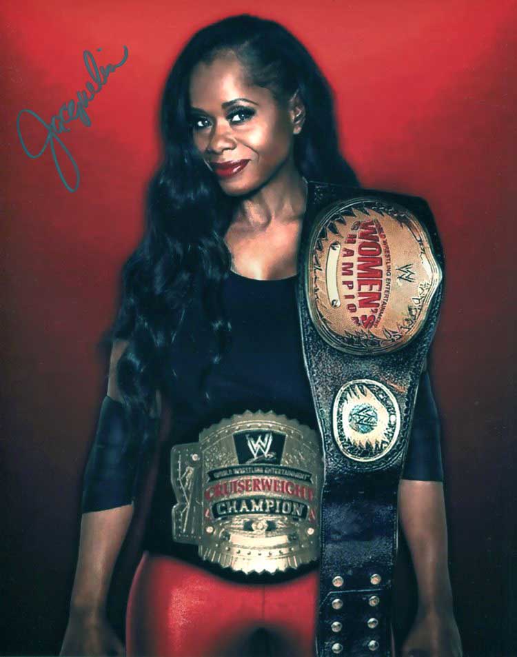 Jacqueline Moore Pose 4 Signed Photo COA