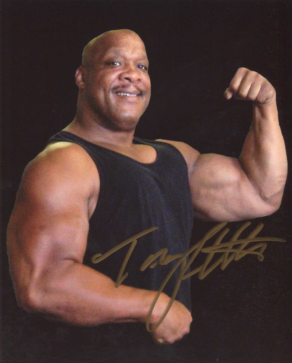 Tony Atlas Pose 2 Signed Photo – The Wrestling Universe