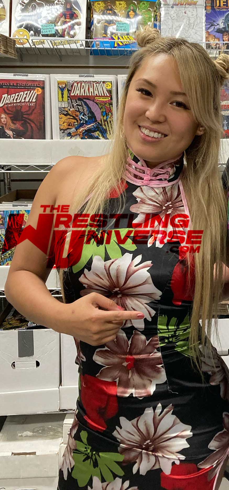 Zeda Zhang Pose 1 Signed Photo COA