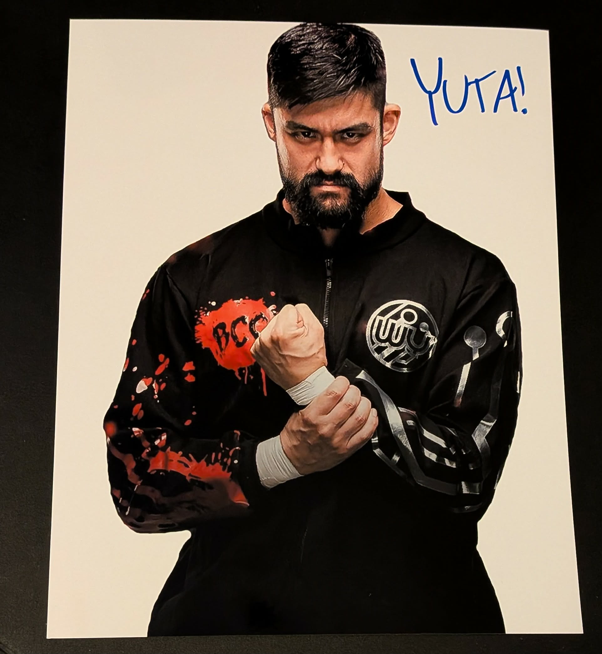 wheeler-yuta-pose-3-signed-photo-coa-the-wrestling-universe