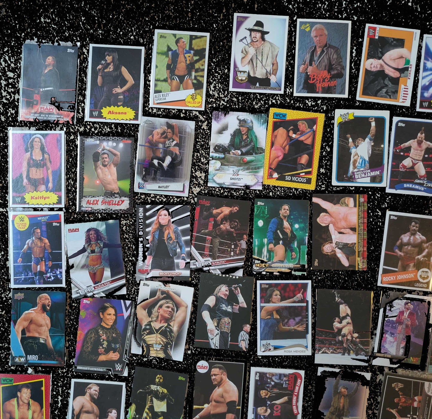 100 WWE Trading Card Lot (Some AEW) Special Bulk Price Only $24.95!!