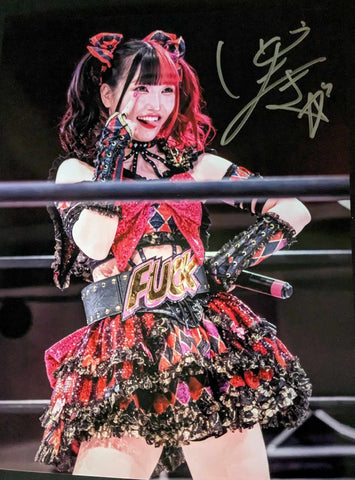 Maki Itoh Pose 1 Signed Photo COA