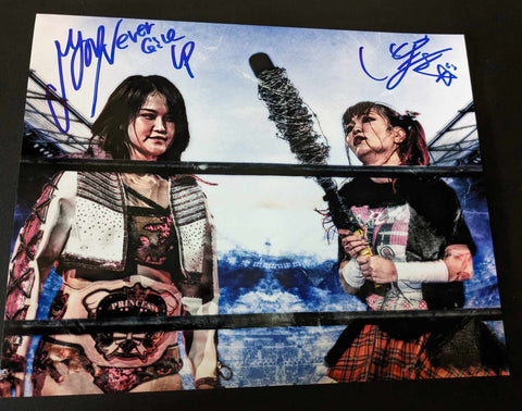 Maki Itoh & Yamashita Pose 1 Signed Photo COA