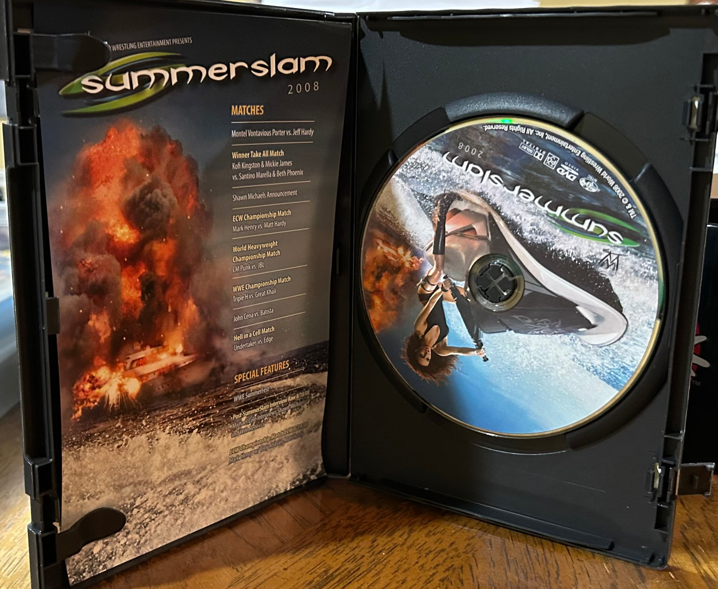 *WWE “Summer Slam 2008” DVD(Cena, Batista, Shawn Michaels & so much more)