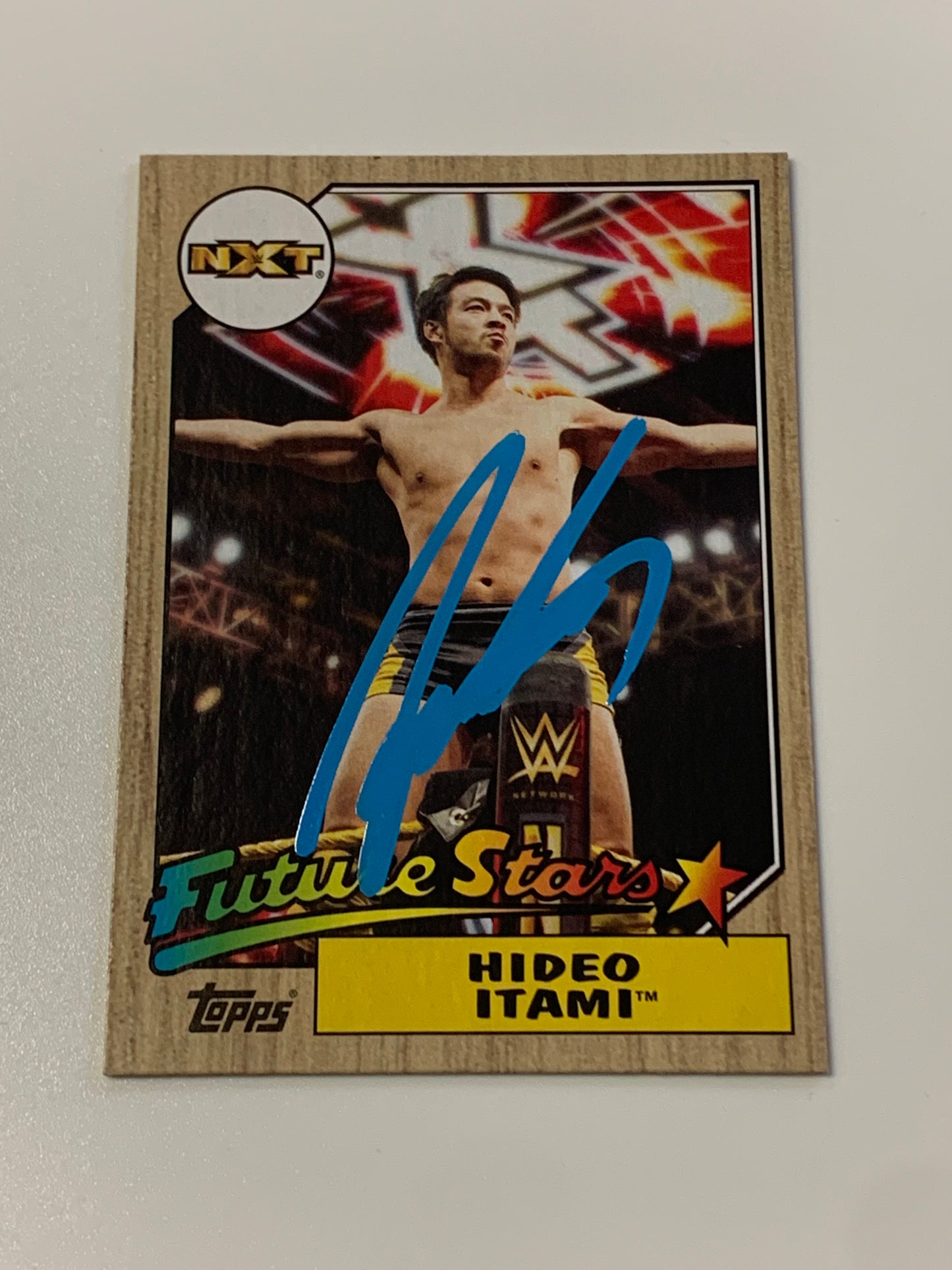 Hideo Itami aka KENTA SIGNED 2017 WWE NXT Topps FUTURE STARS RC COA