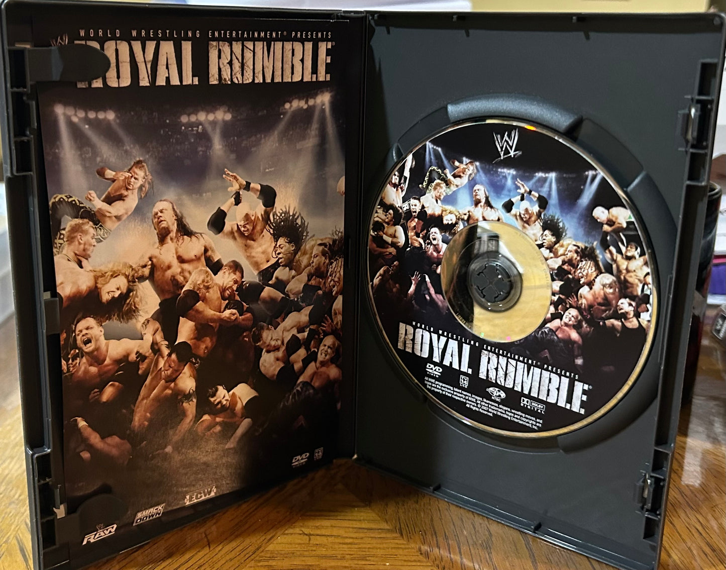 * WWE “Royal Rumble 2007” DVD (John Cena, Umaga, Batista & so much more)