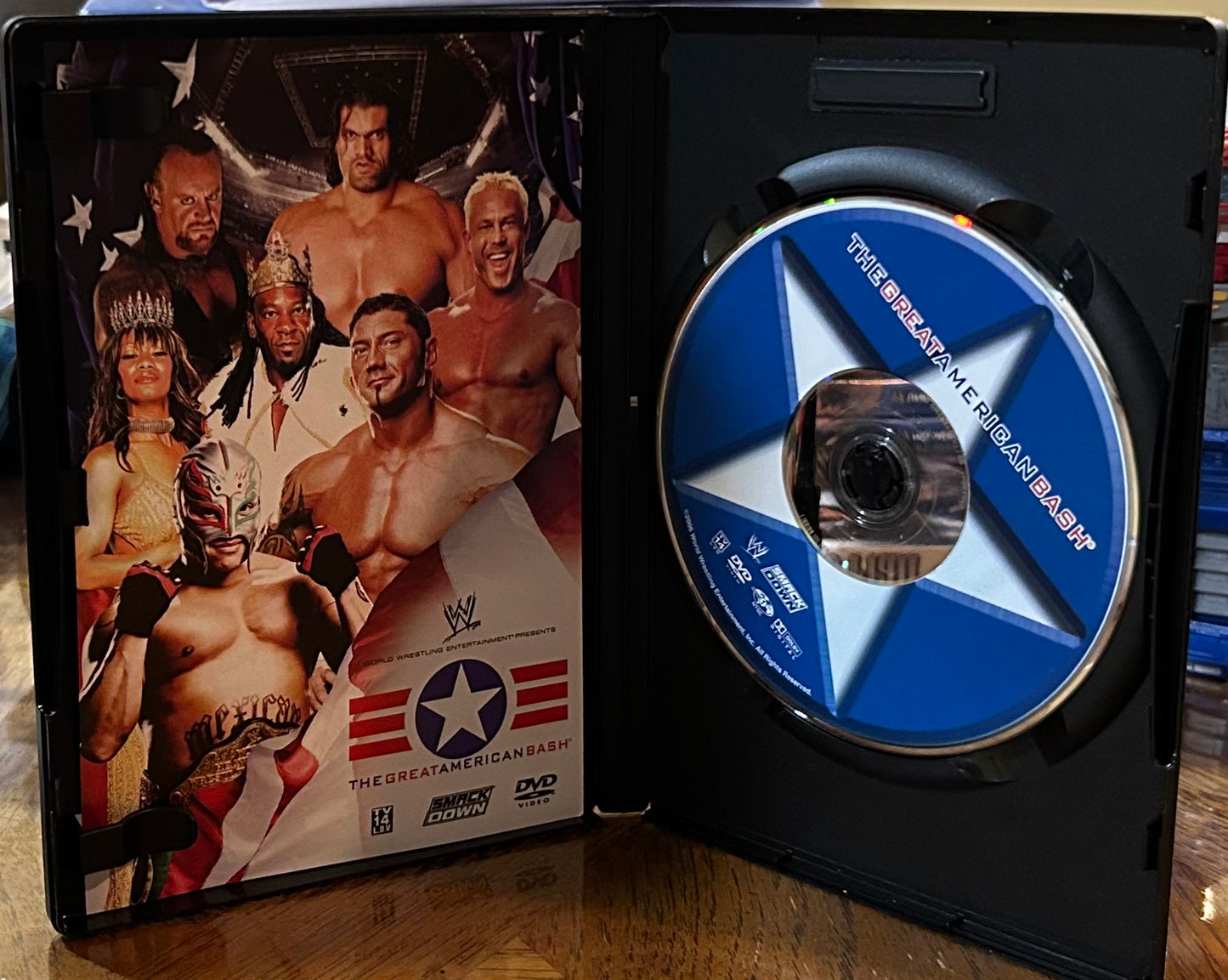 * WWE “The Great American Bash 2006” DVD (Undertaker, Batista, Big Show & so much more)