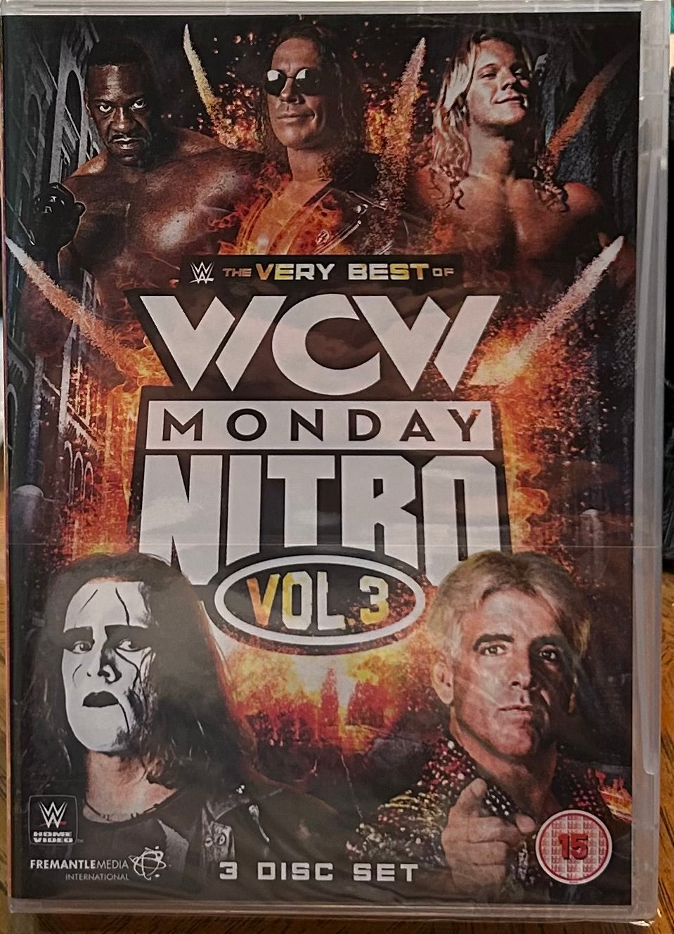WWE DVD – The Wrestling Universe