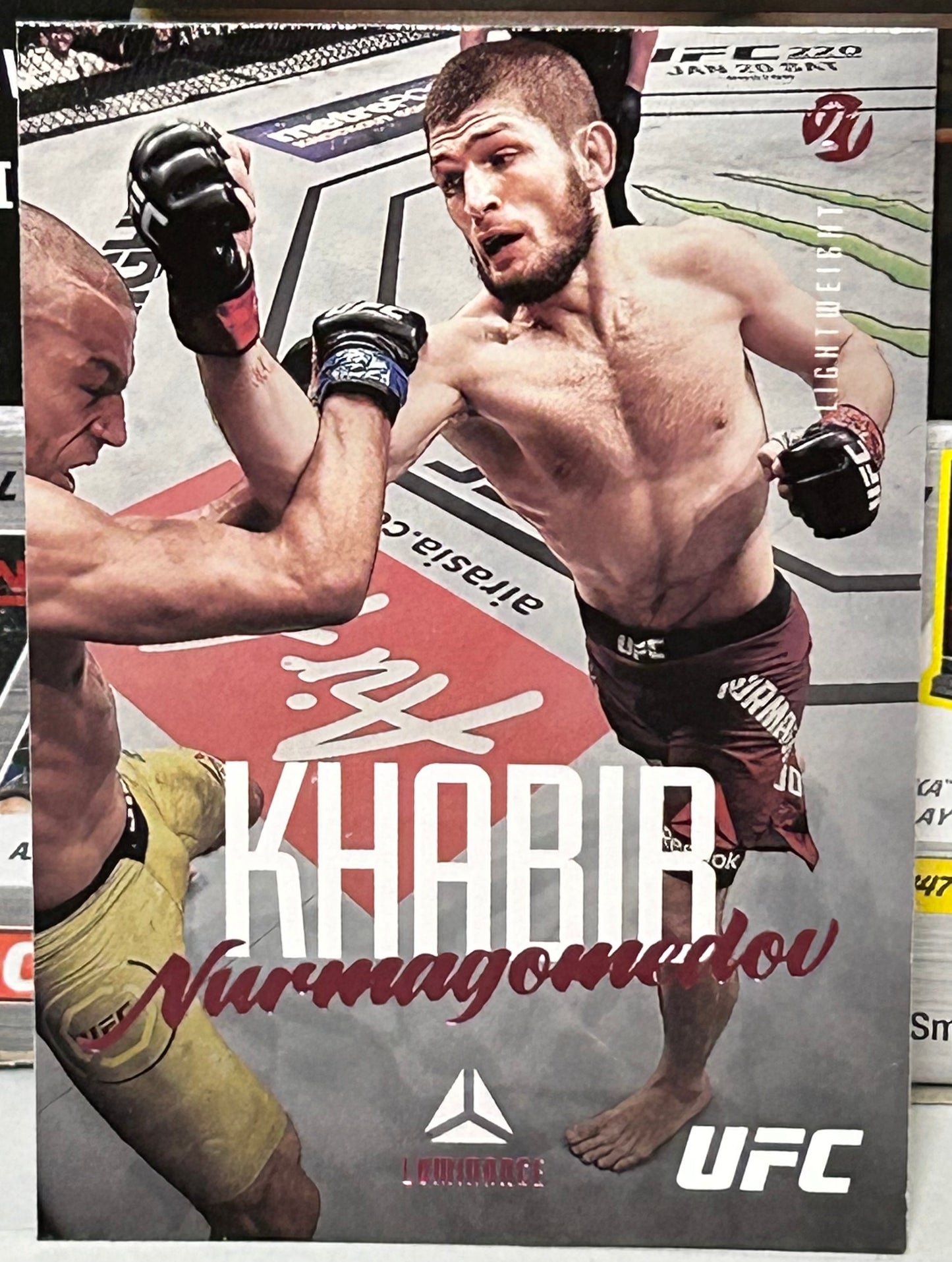 Khabib Nurmagomedov 2021 UFC Panini Chronicles Luminance Card