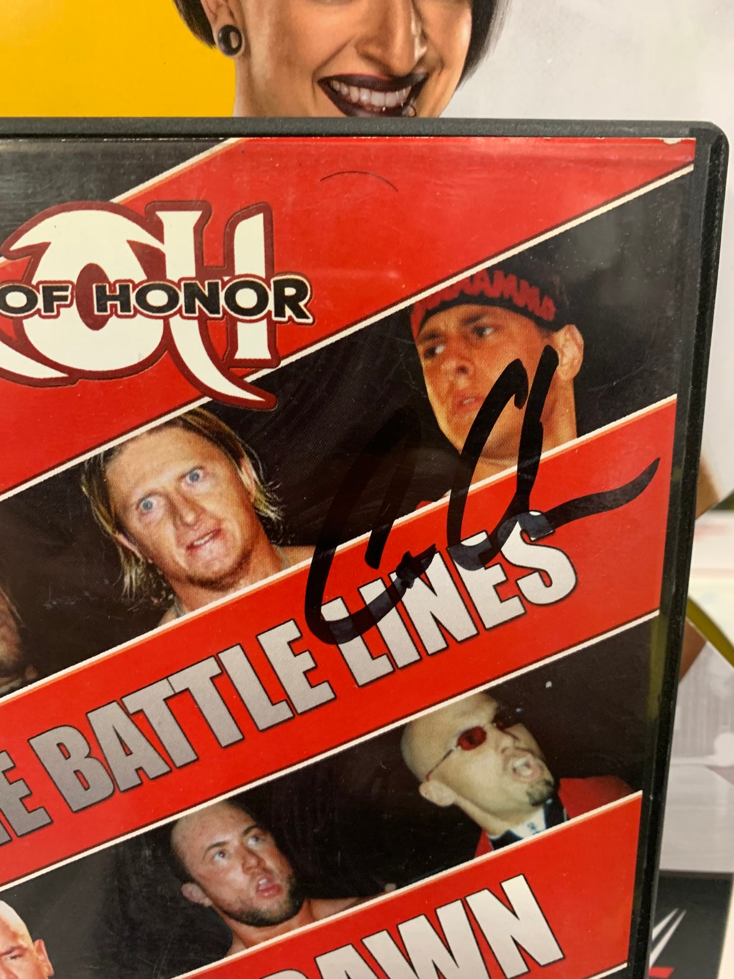 ROH Ring Of Honor DVD “The Battle Lines Are Drawn” 1/10/04 Signed by Colt Cabana