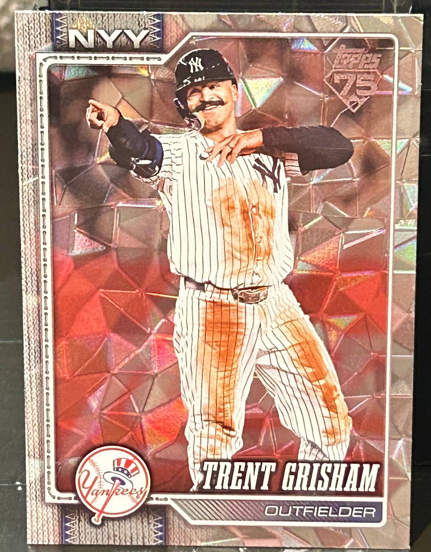 + Trent Grisham 2026 Topps Crackle Silver Refractor Card NY YANKEES