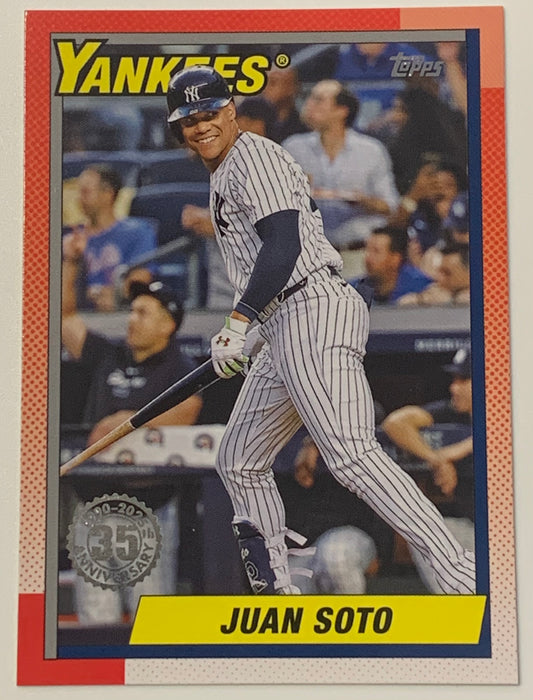 Juan Soto 2025 Topps (1990 35th Anniversary) Insert Card YANKEES