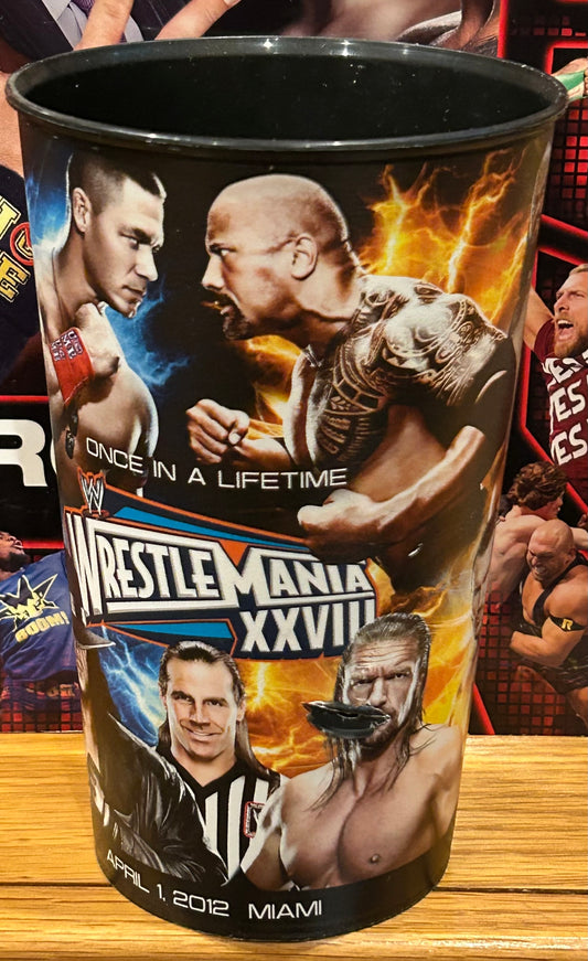 * WWE Wrestlemania 28 Official Collectibles Cup (John Cena, The Rock)