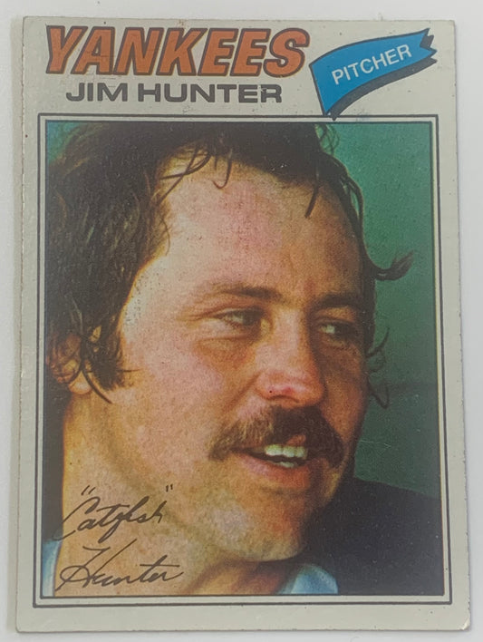 Jim “Catfish” Hunter 1977 Topps Baseball Card YANKEES