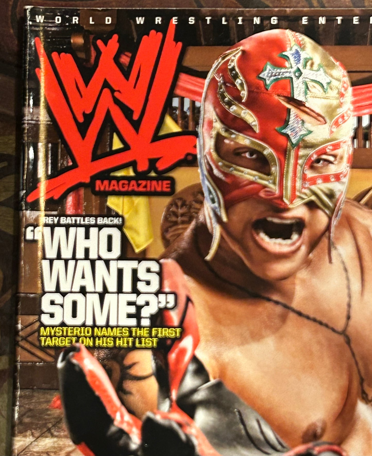 * WWE Magazine Buly 2008 (Rey Mysterio)