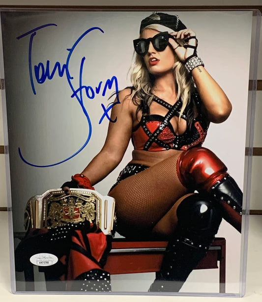 Toni Storm Signed Color Photo JSA Authenticated