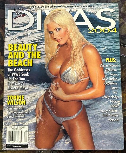 * WWE Divas 2004 Magazine (Tons of Awesome Pictures)