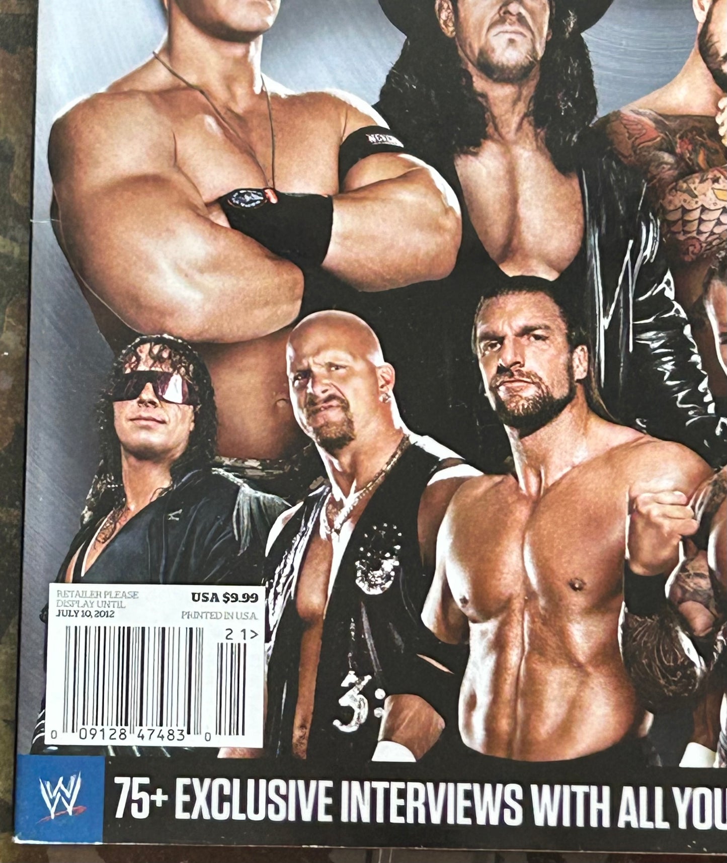 * WWE Wrestlemania 28 Collector’s Edition Magazine
