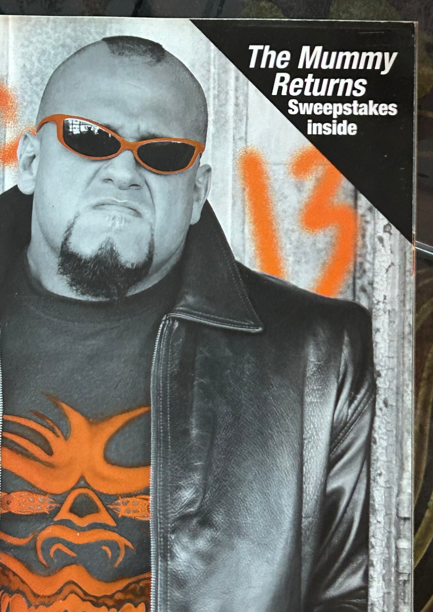 * WWE Magazine Jan 2001 (Double Sided Poster of Too Cool)