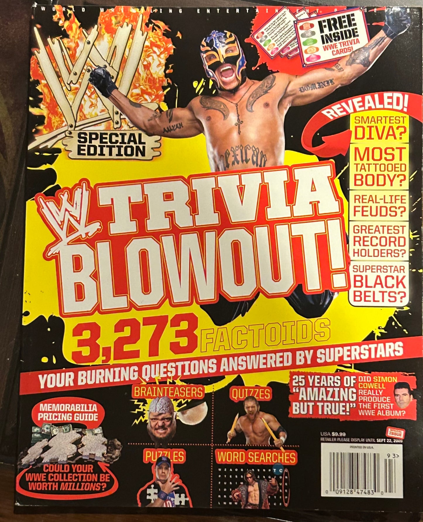 * WWE Trivia Blowout Special Edition Magazine from 2009 (Free Inside, WWE Trivia Card)