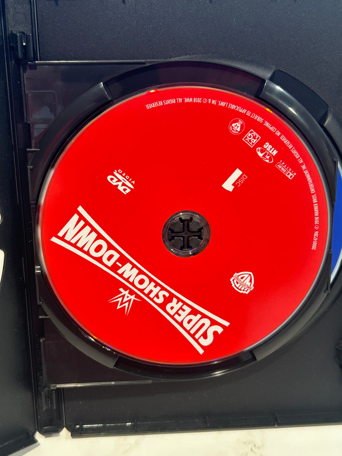 + WWE DVD “Super Show-Down” 2018 (2-Disc Set) SHIELD, Undertaker, Triple H and more