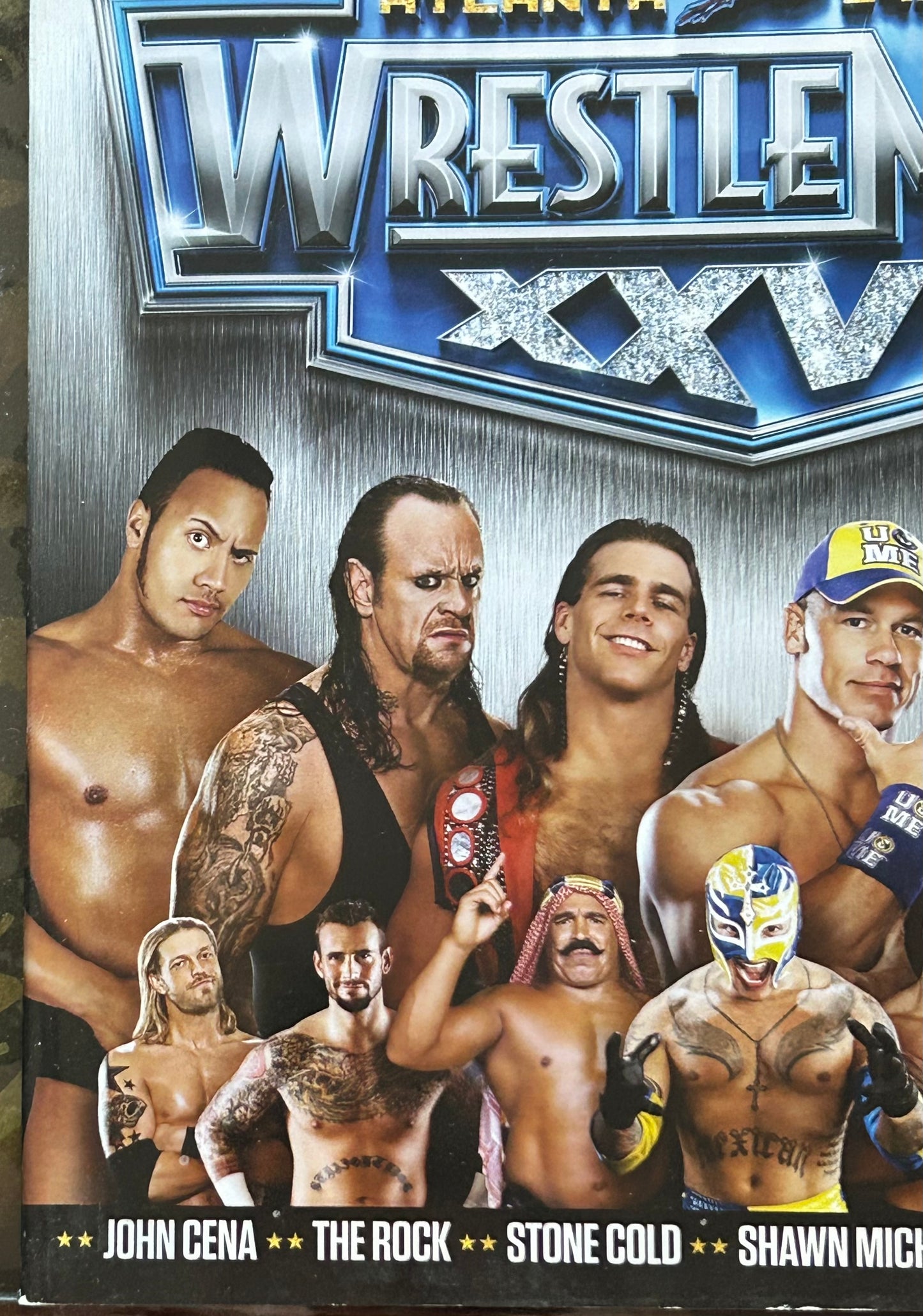* WWE Wrestlemania 27 Atlanta 2011 Full Color Magazine