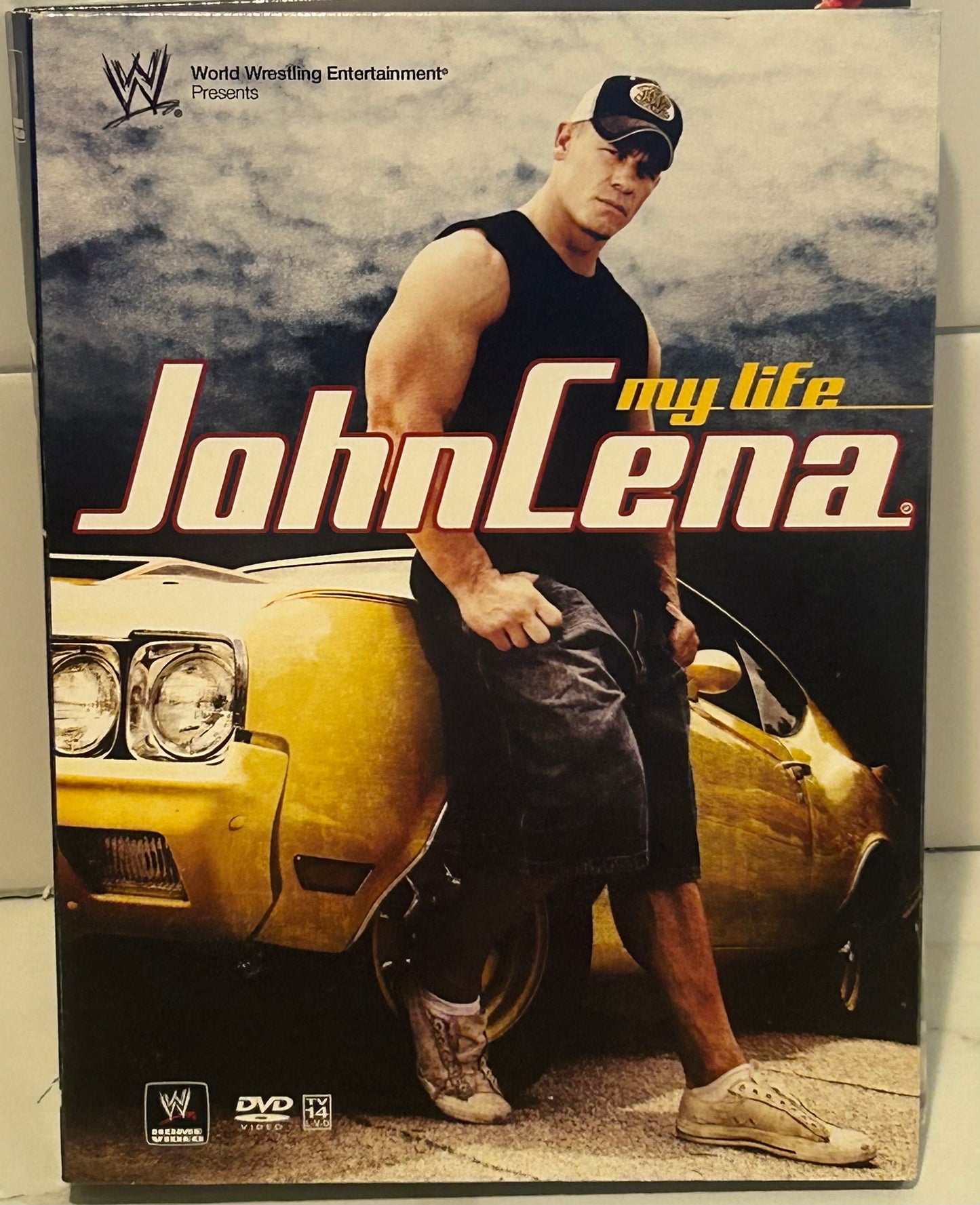 + WWE DVD “John Cena, My Life” (3-Disc Set)