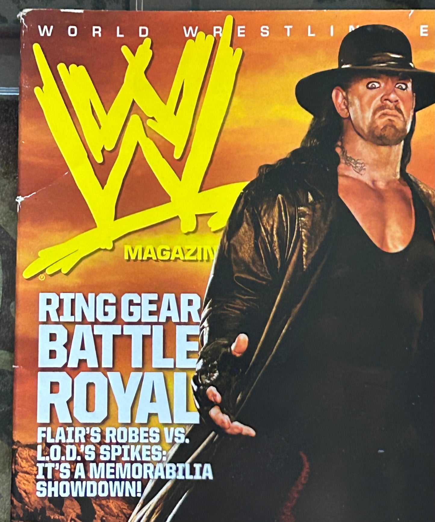 * WWE Magazine November 2007 (The Undertaker)