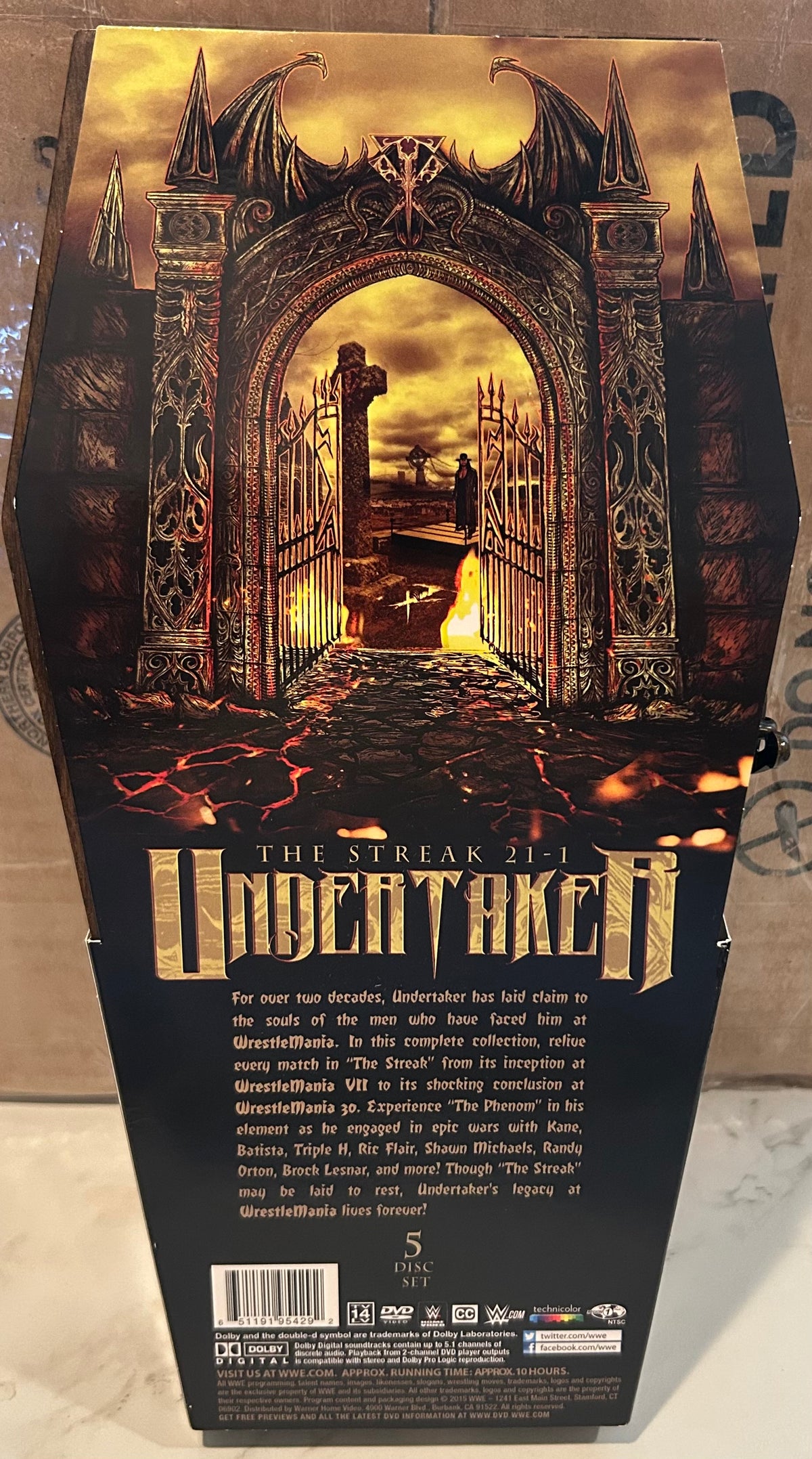 + WWE DVD “Undertaker, The Streak 21-1 Coffin Box Set) 5-Disc Set w/Exclusive Card)