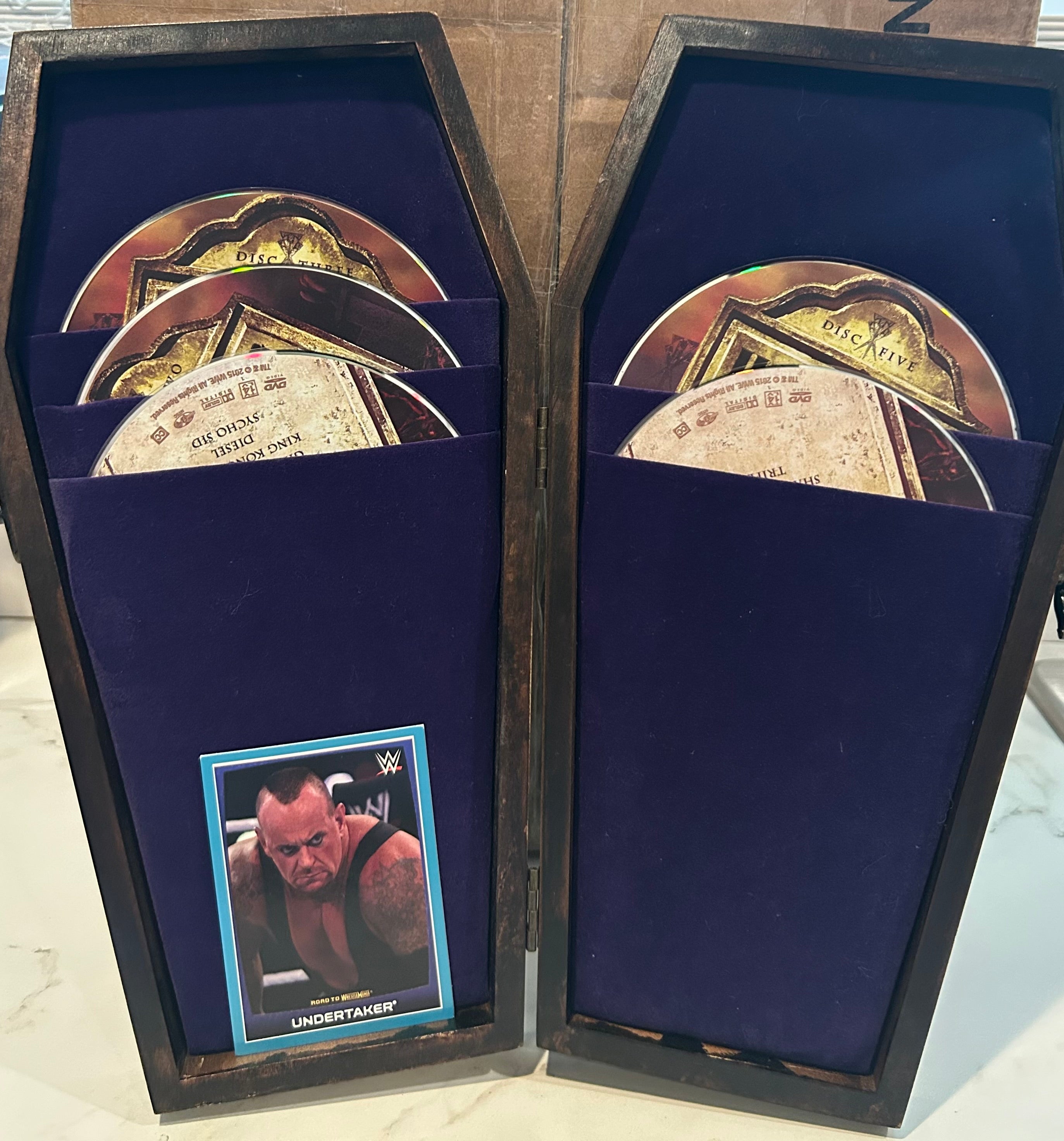 WWE DVD “Undertaker, The Streak 21-1 Coffin Box Set) 5-Disc Set w