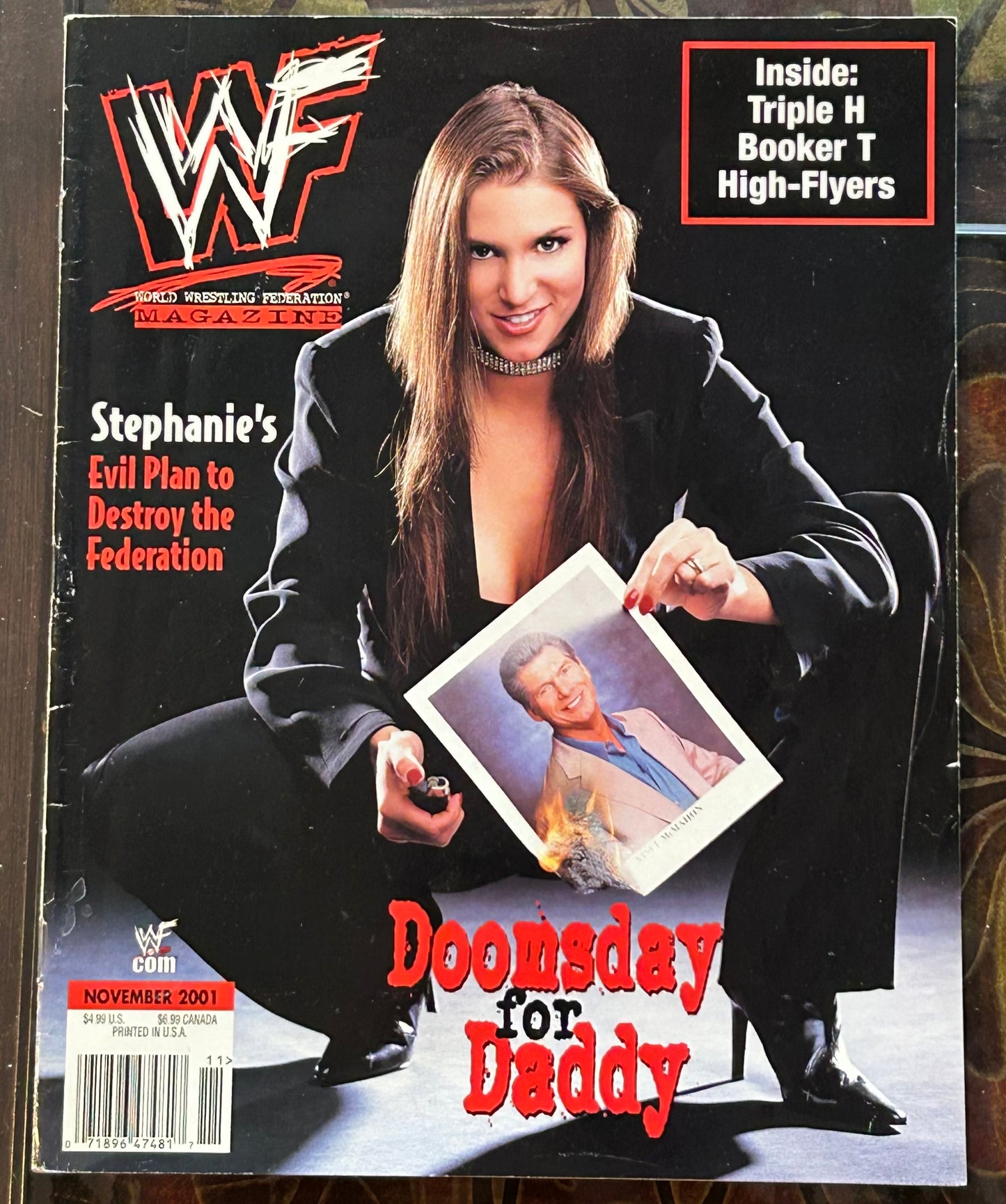 * WWE Magazine November 2001 (Stephanie McMahon)