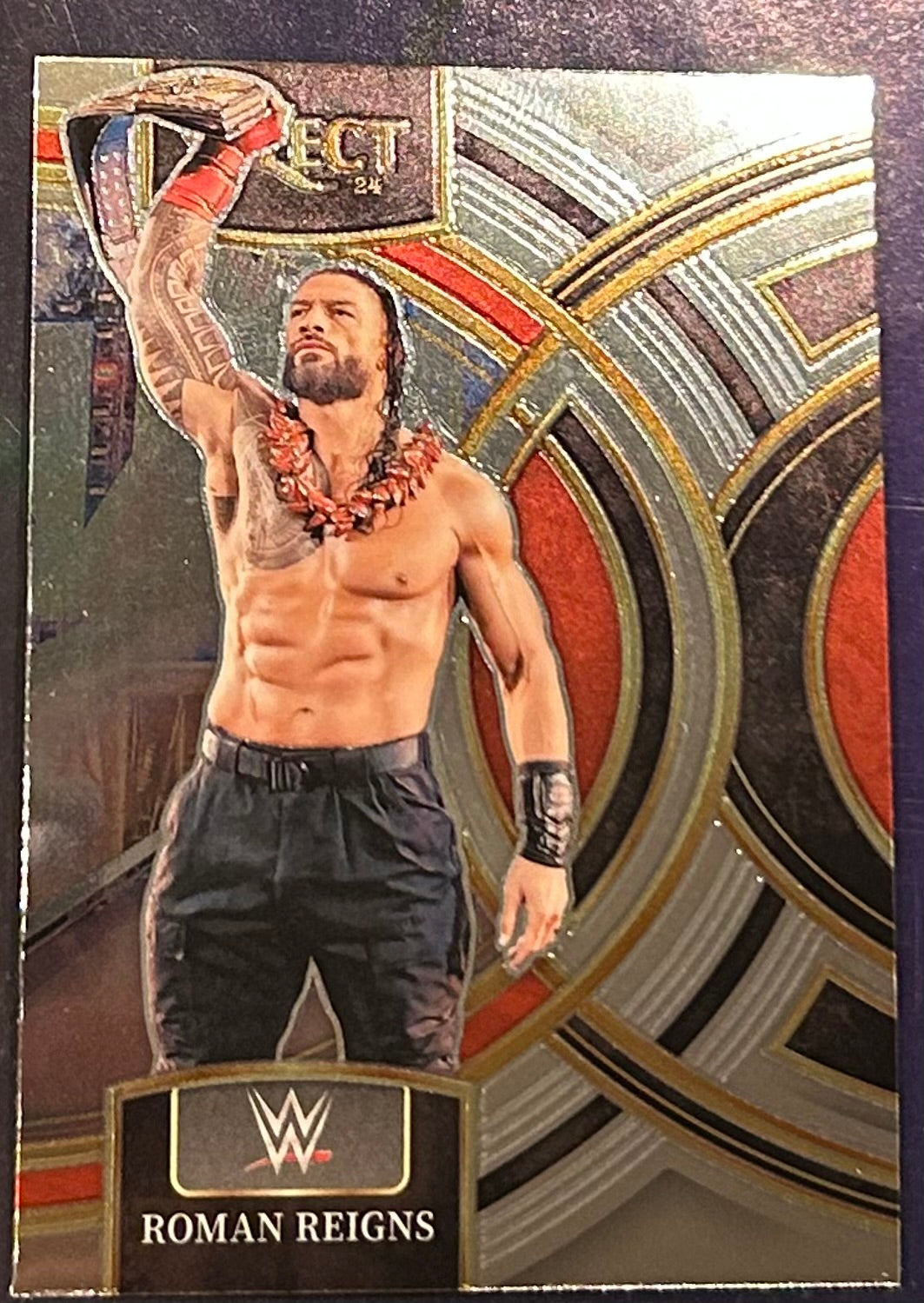 * Roman Reigns 2024 WWE Panini Select Card (The Bloodline)