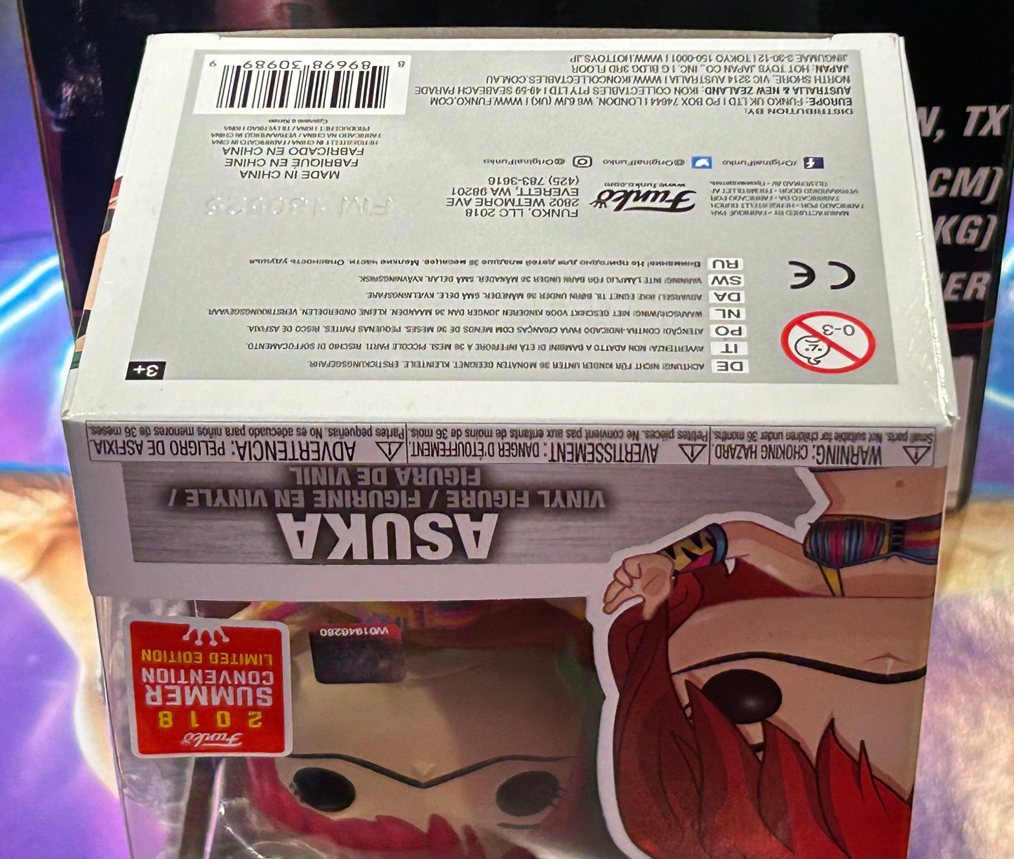* Asuka WWE “2018 Summer Convention” Exclusive Funko Pop