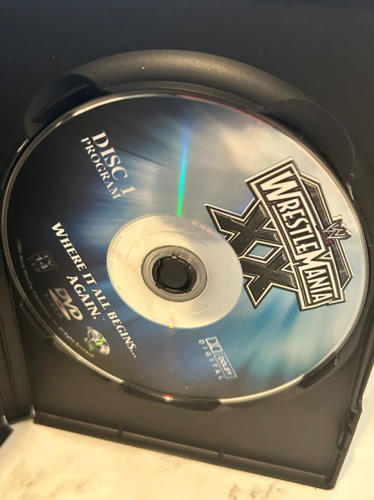 + WWE DVD “Wrestlemania 20” (3-Disc Set)