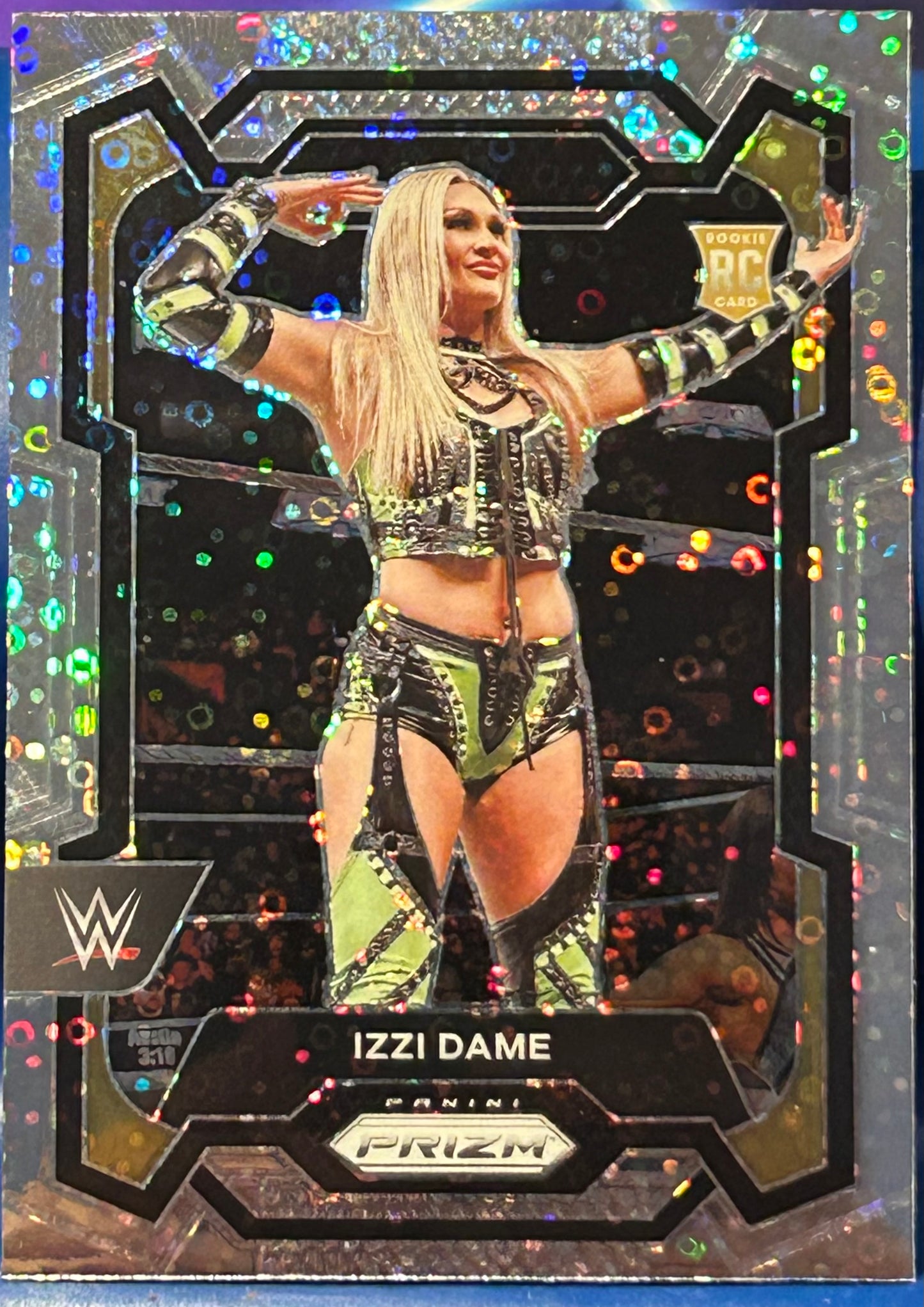 * Izzy Dame 2024 WWE NXT Prizm DISCO Parallel ROOKIE Card