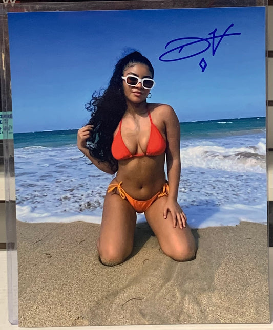 Diamond Verago (HOG) Signed 8x10 Color Photo (Comes w/COA)